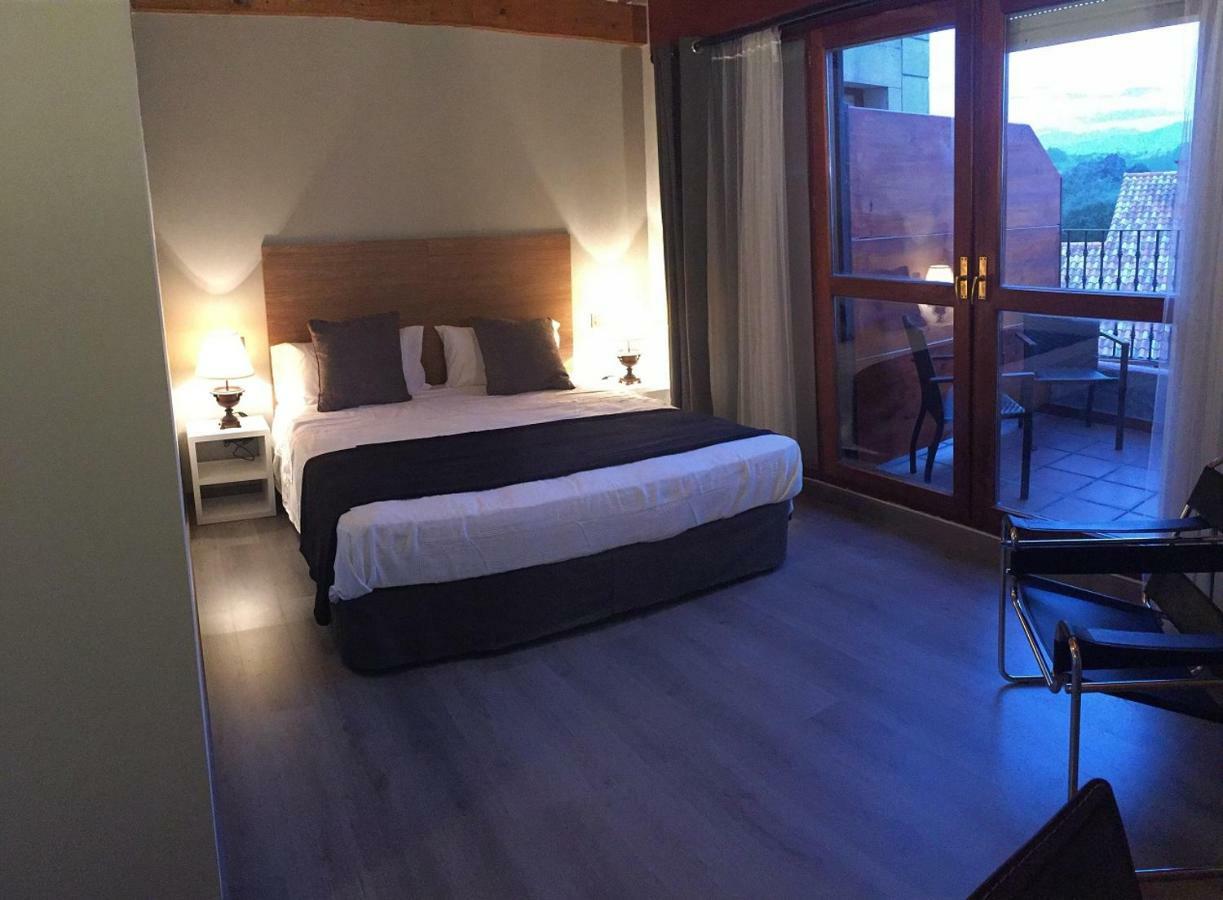 Hosteria La Moraleja Solares Esterno foto